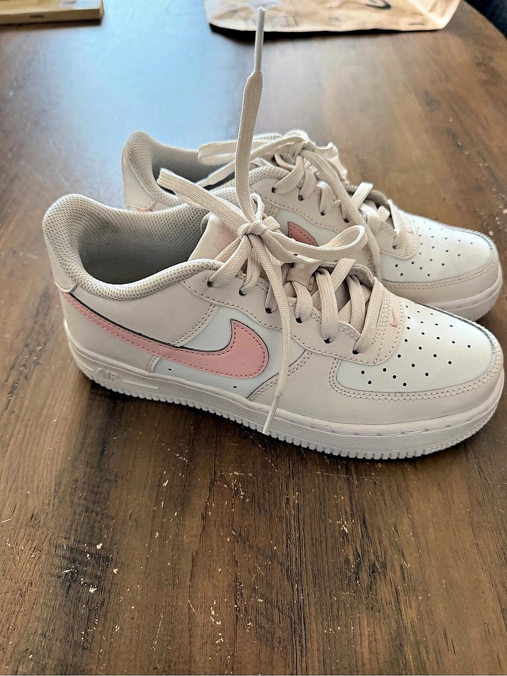 Nike Air Force 1 Low GS White Pink Low GS Sneakers in White & Pink